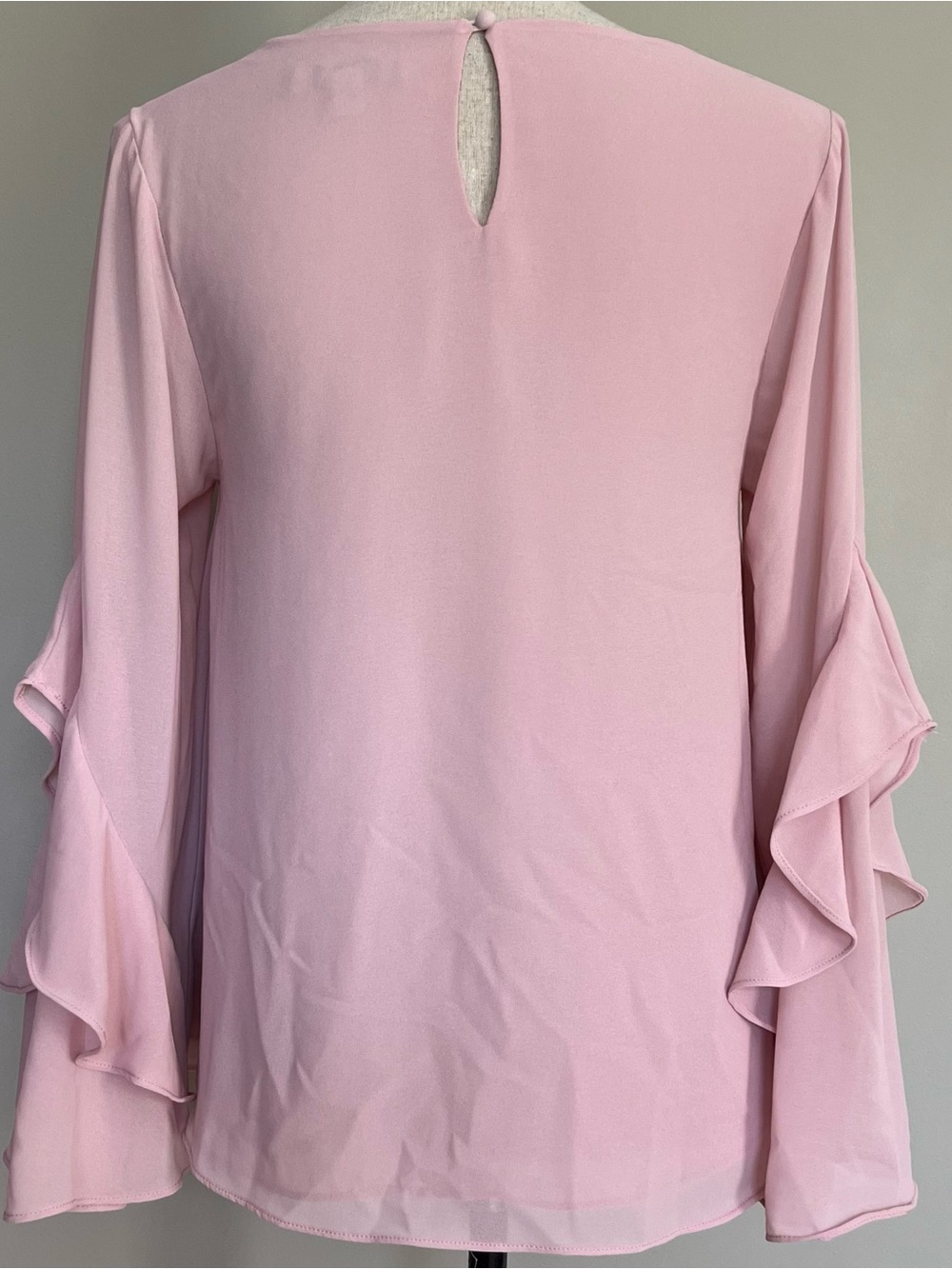 She + Sky Light Pink V-Neck Flowing Blouse - Picture 4 of 7